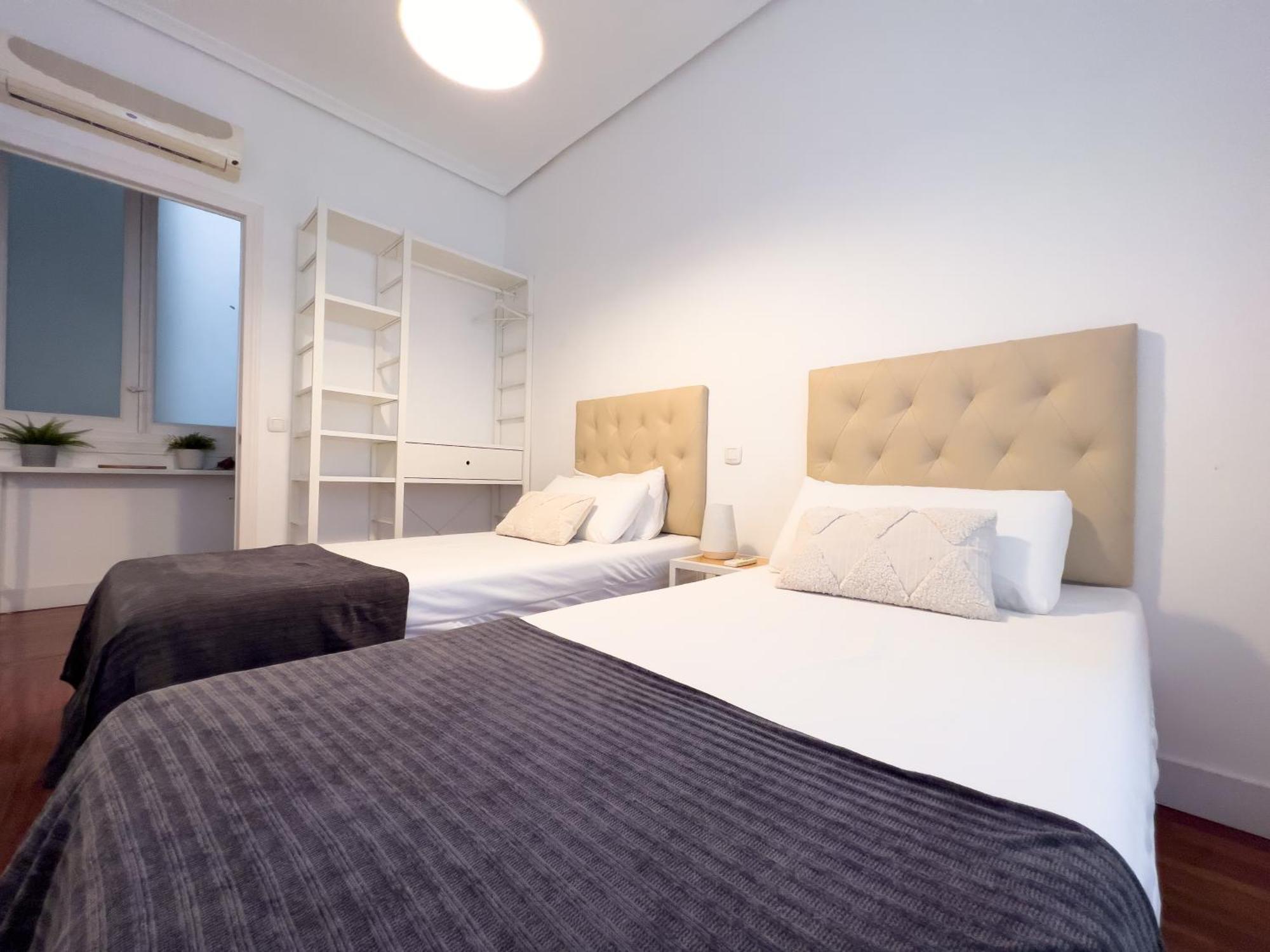 Callao Suites Madrid Exterior photo